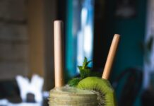 천연 재료로 만드는 홈메이드 주스 Kiwi fruit shake