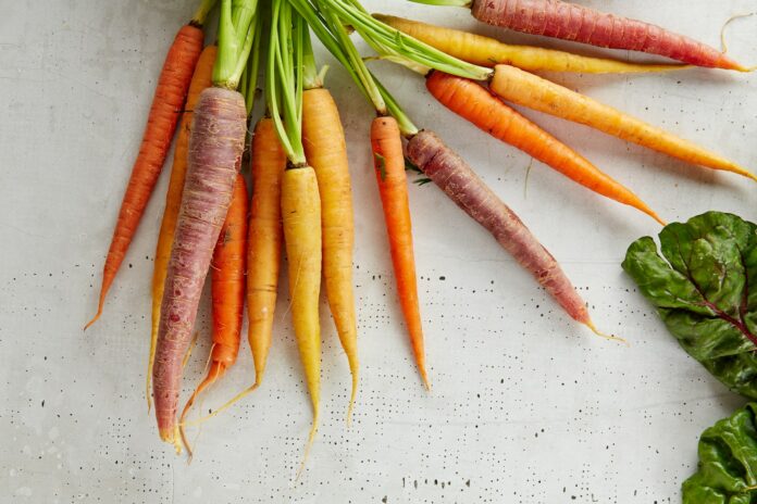 Photo by Gabriel Gurrola baby carrots